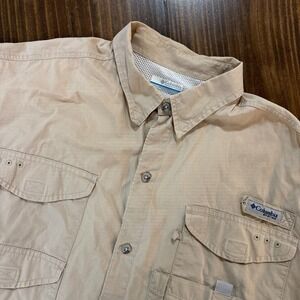 COLUMBIA PFG Fishing Shirt Mens Large Beige Short Sleeve Vented Utility
